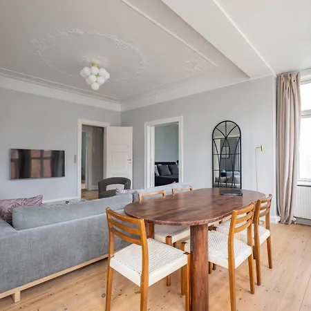 Perfect Homes Near Amager Apartment *